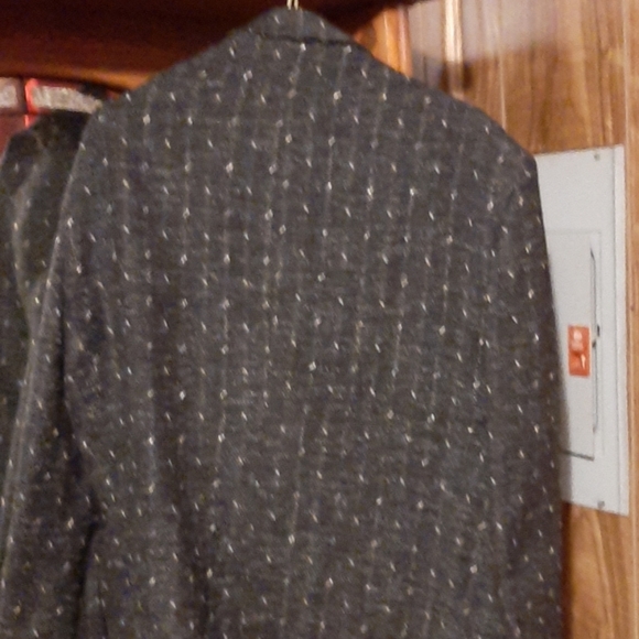 Jacket - Picture 2 of 3